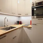 Bracka 15 - Main Square By Mint Apartman *