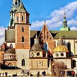 Bracka 15 - Main Square By Mint *
