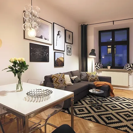 Bracka 15 - Main Square By Mint *