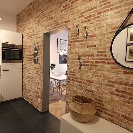 Daire Bracka 15 - Main Square By Mint *